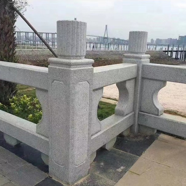 桥栏板