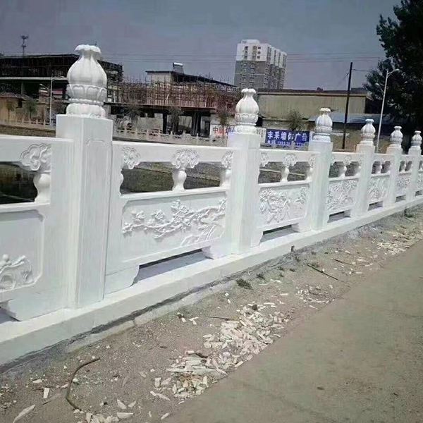 桥栏板