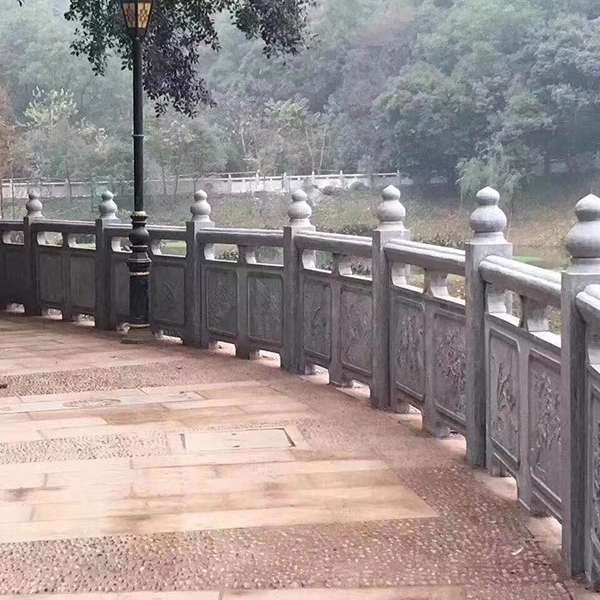 桥栏板
