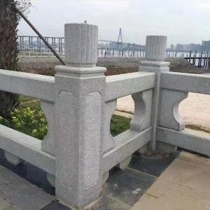 桥栏板